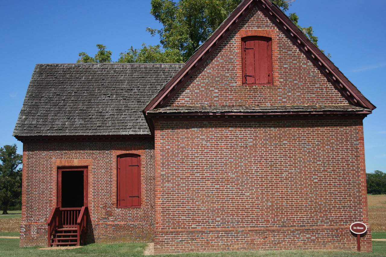 Cleopatra’s Diplomatic Strategies During The Roman Civil War - Historical Figures